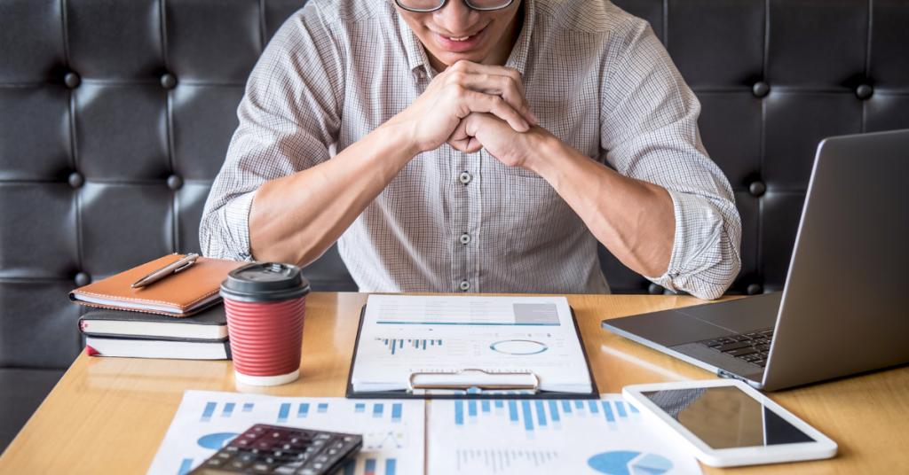 Don’t Want to Trade Stocks? Here’s How to Invest Like a Pro with Mutual Funds